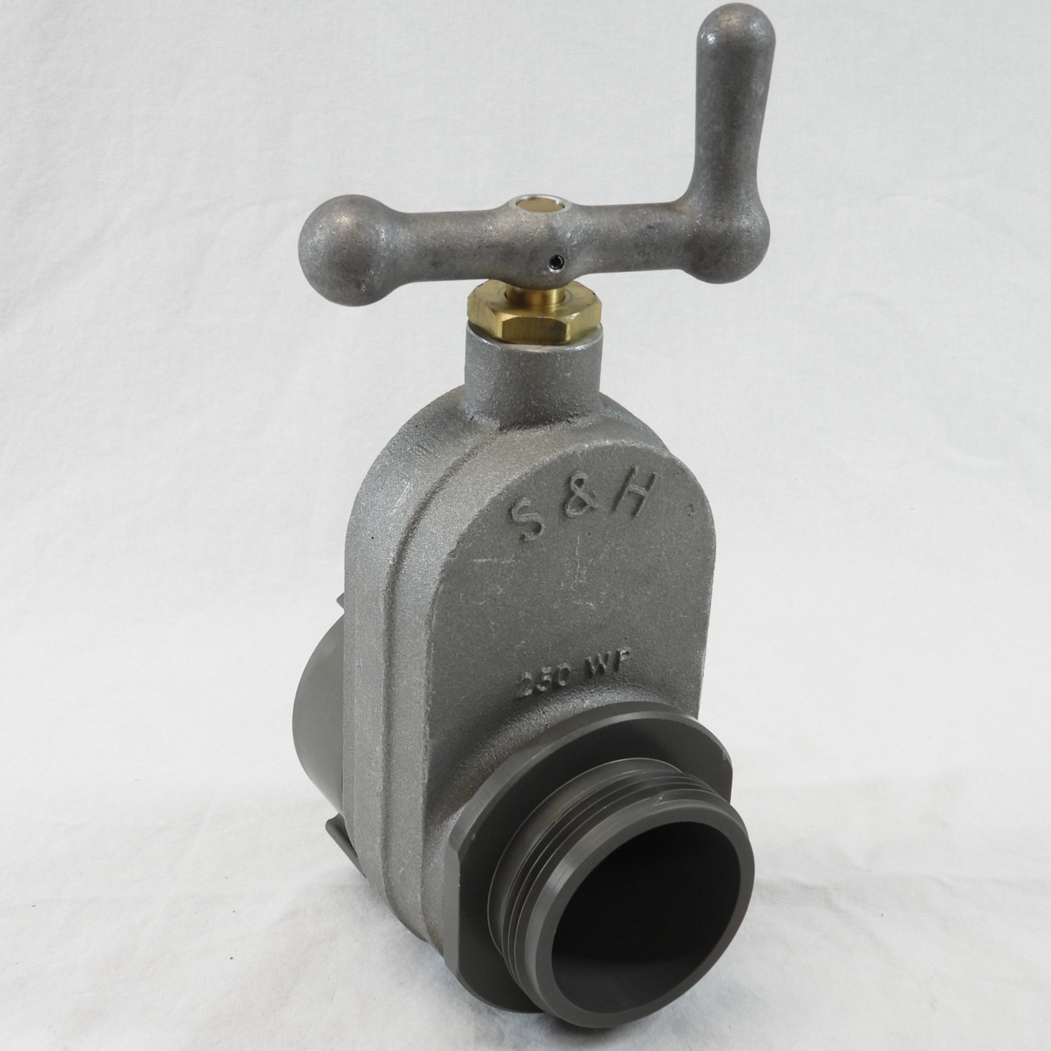 C & S Supply HGV25 Hydrant Gate Valve