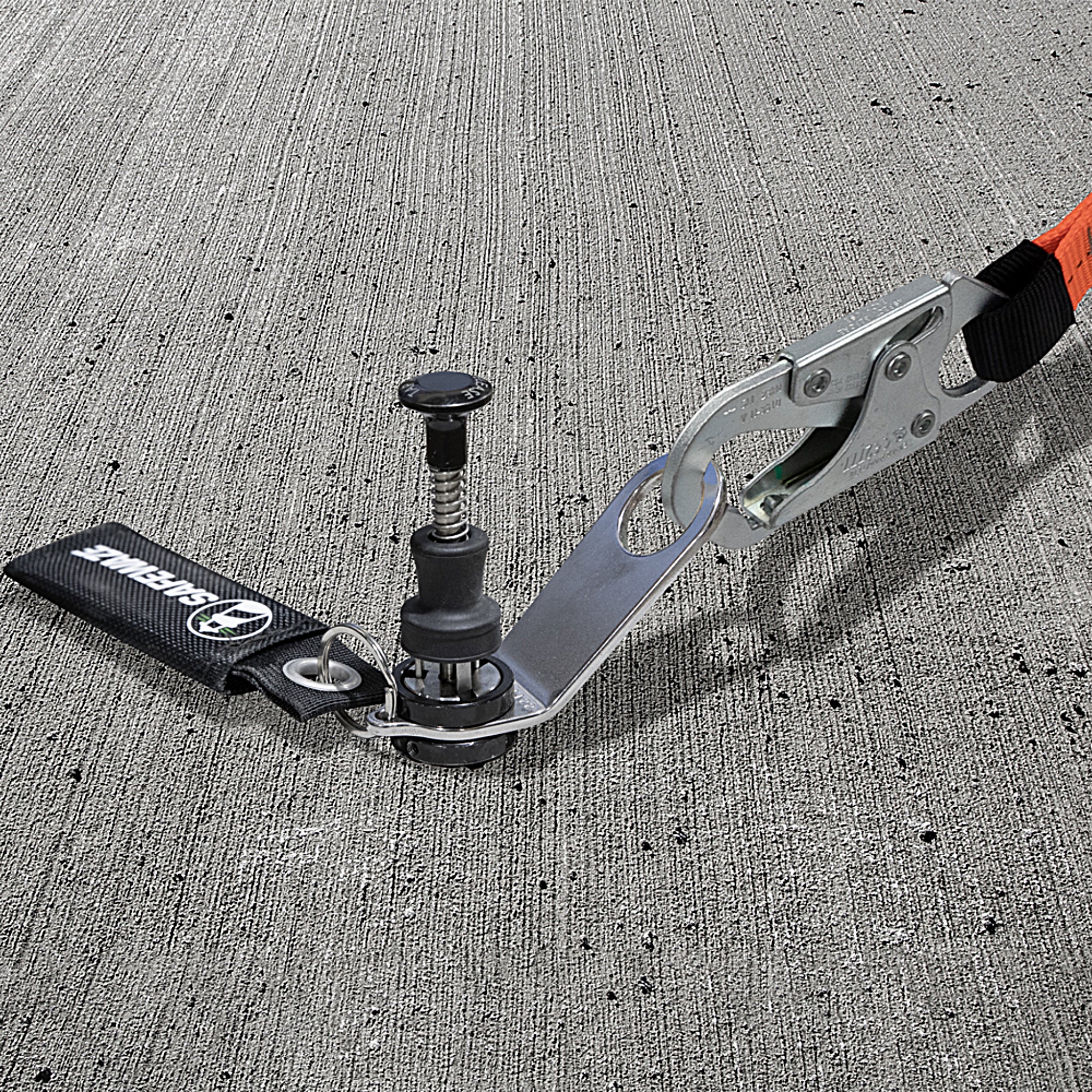 SafeWaze 022-4085 Removable Concrete Anchor, Full View